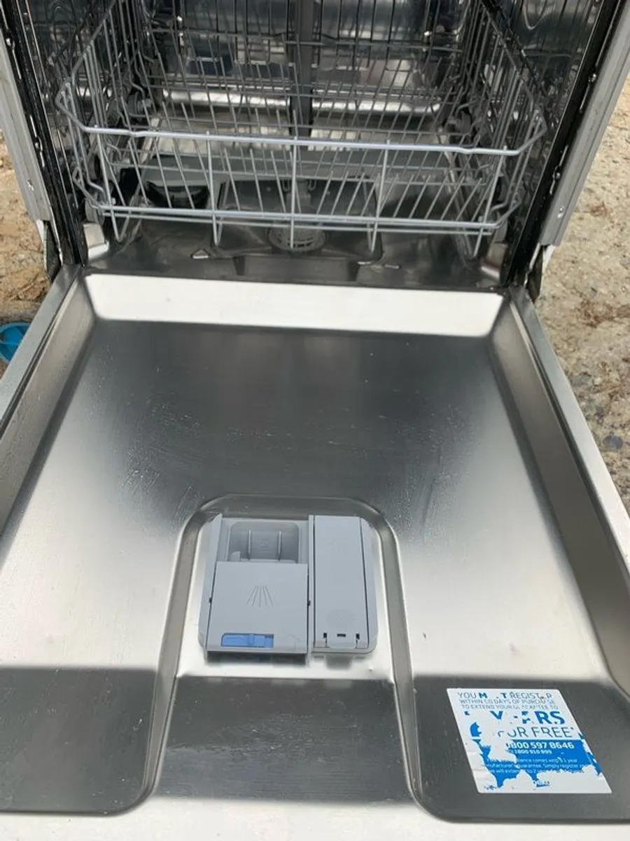 Integrated beko freezer - Image 2