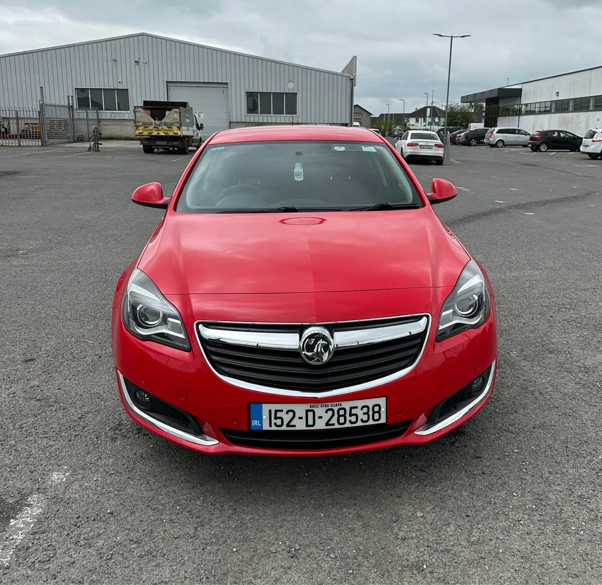 Vauxhall Insignia , Low mileage, like new - Image 3