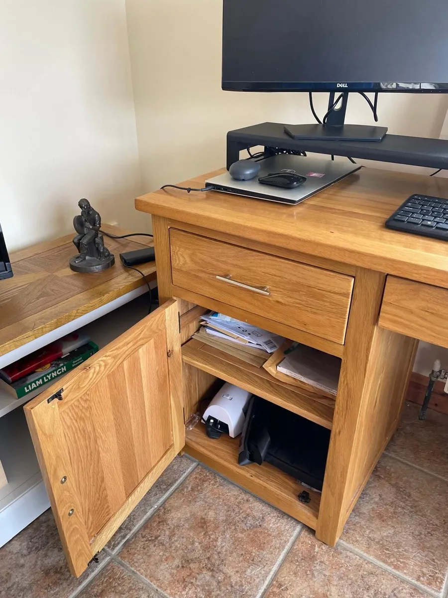 Solid Oak Desk - Image 4