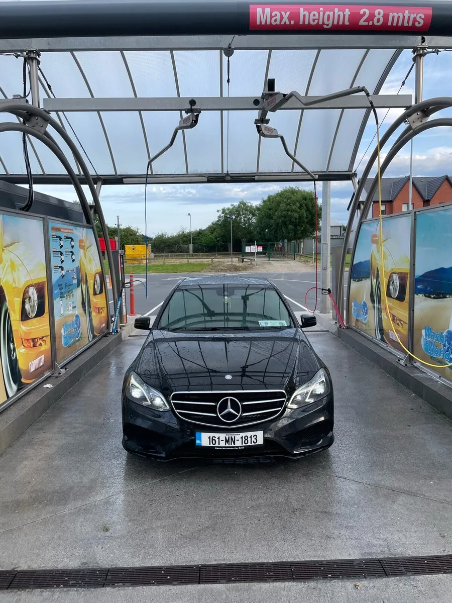 Mercedes Benz E220 Night Edition - Image 1