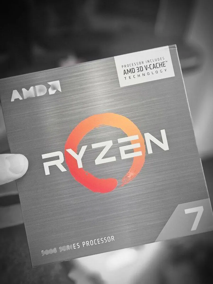 AMD Ryzensets 7 5800X3D Processor (8 cores/16 threads, AM4 Socket, 105W TDP,100 MB Cache, up to 4.5 GHz max boost) - Image 1