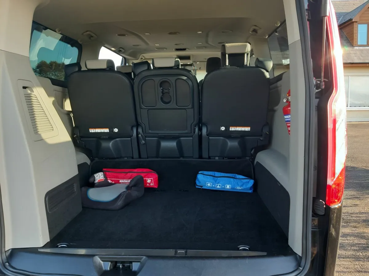 Ford Tourneo Custom Ltd - Image 3