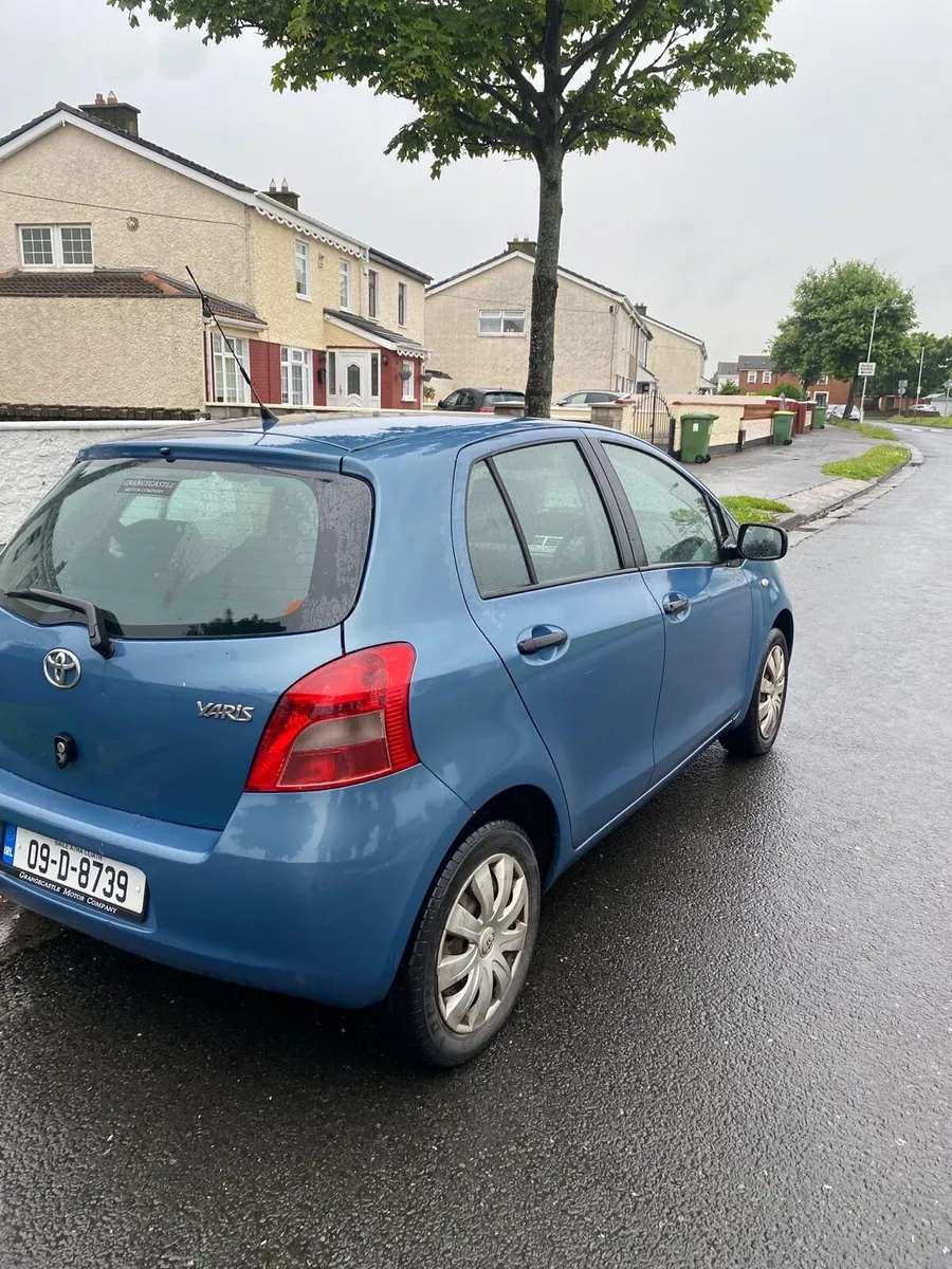 Car - Image 3