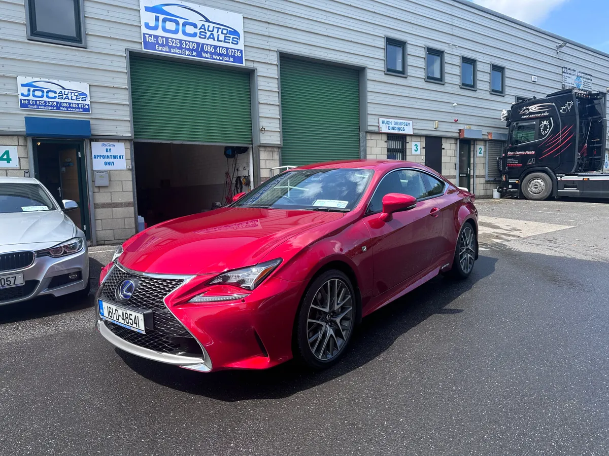 Lexus RC300H F Sport, 2016 - Image 3