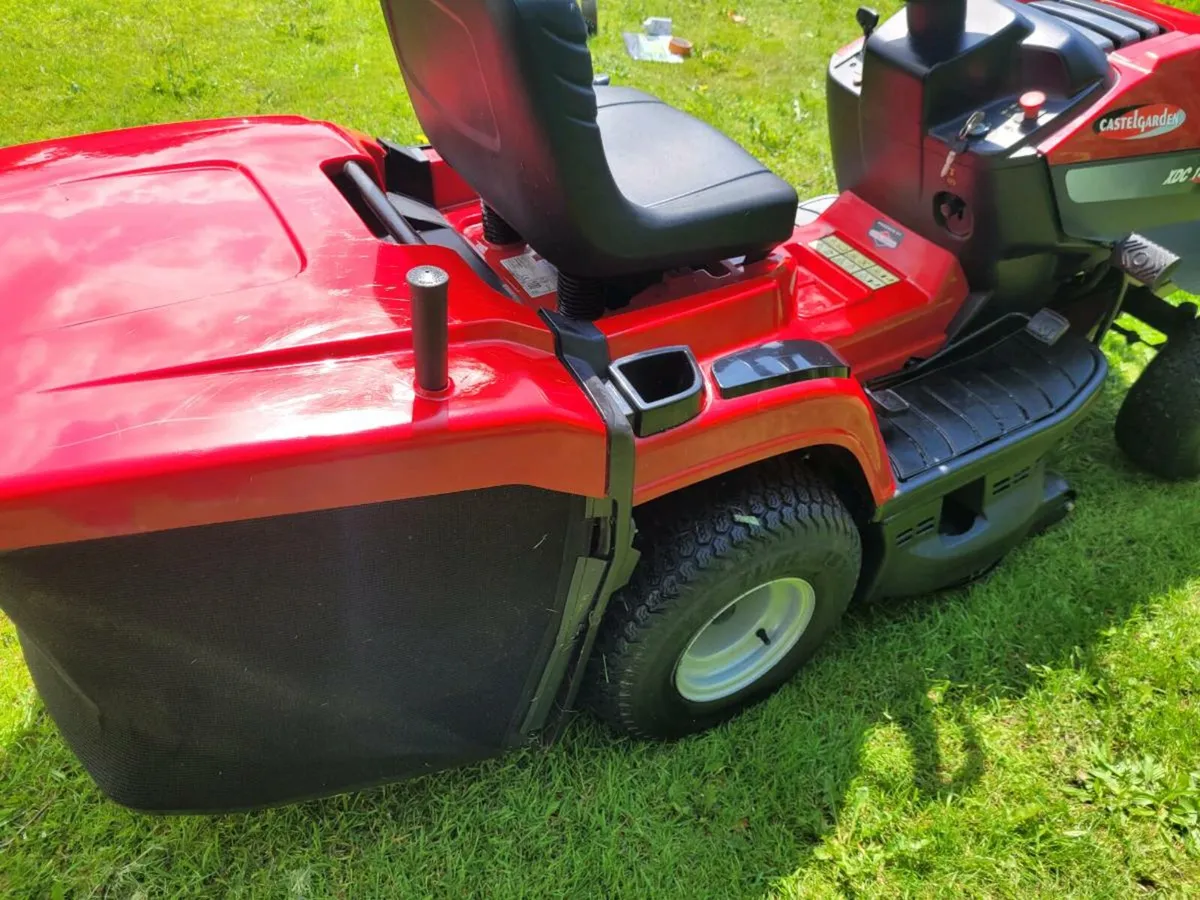 2019  castlegarden xdc140  lawnmower - Image 3