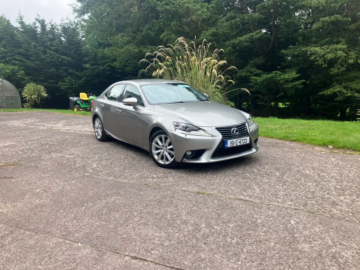 2015 LEXUS IS300h AUTO 087-2535286 - Image 1
