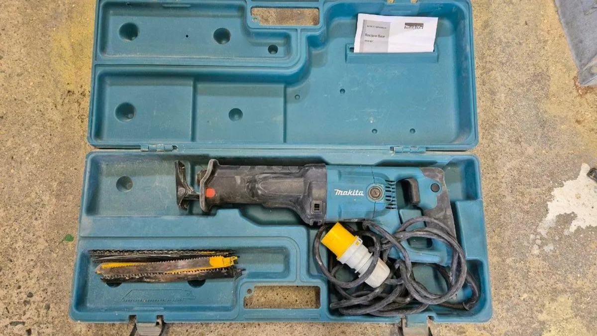 Makita Recipro Saw - Image 1