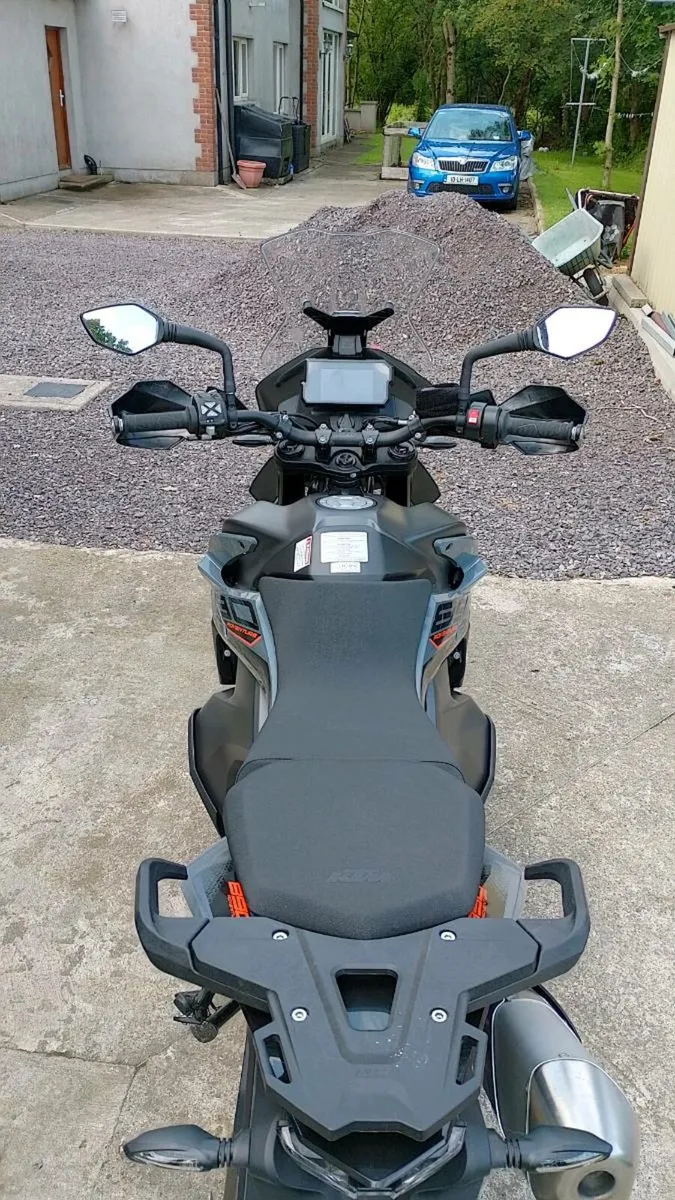 KTM 890 ADVENTURE - Image 4