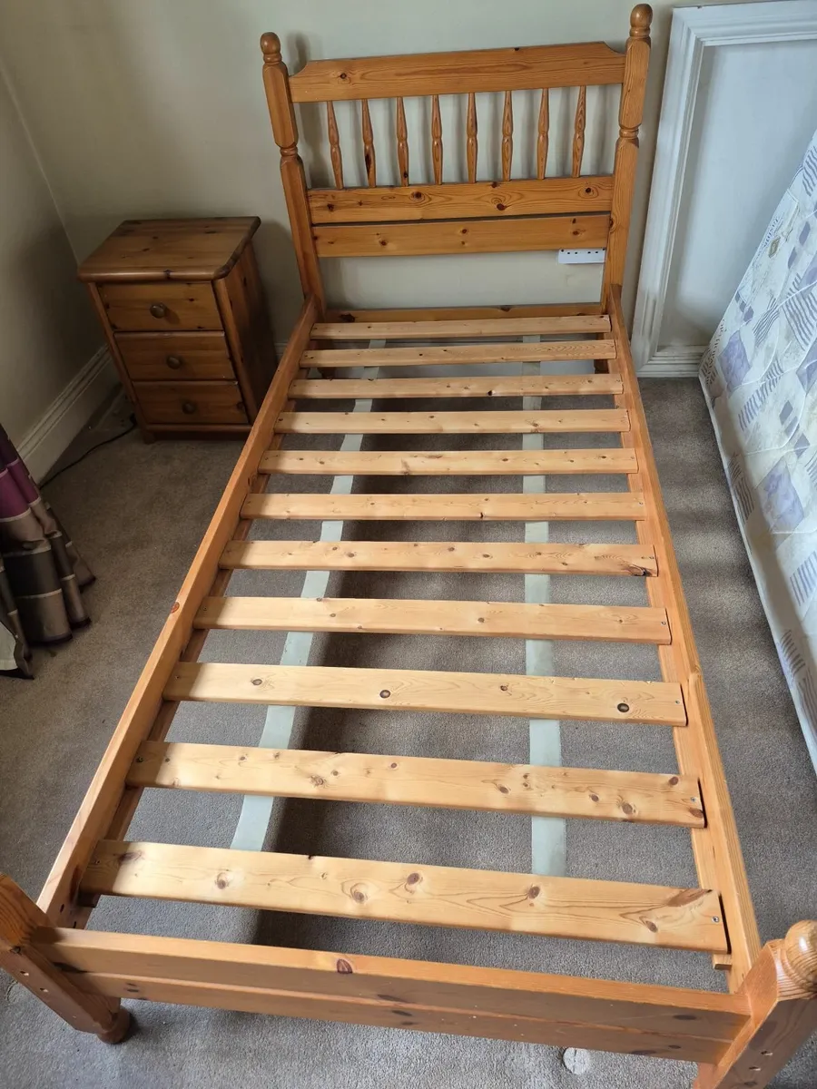 Bed and locker - Image 2