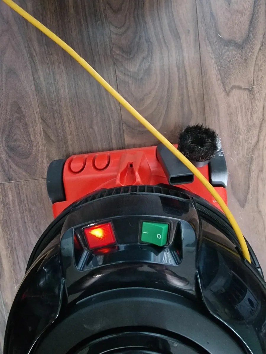 Henry numatic hoover - Image 4