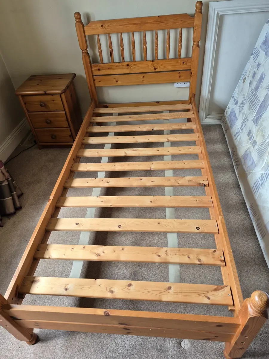 Bed and locker - Image 3