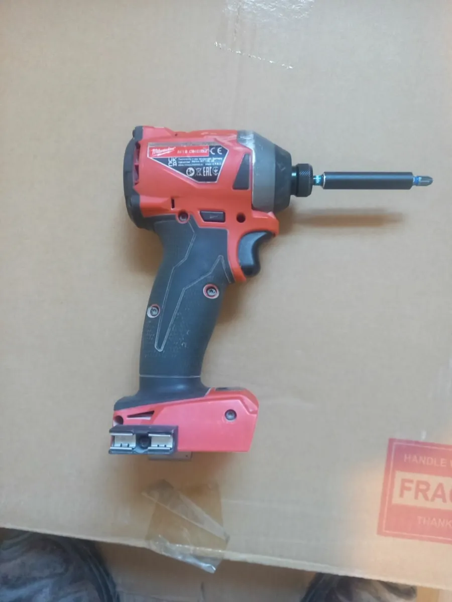 Milwaukee 18v impact driver one key model. - Image 4