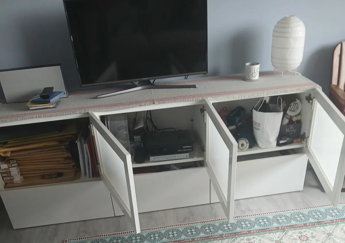 Tv/storage unit - Image 2