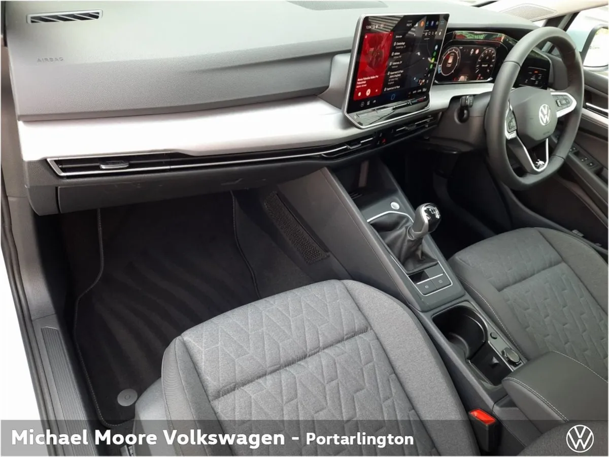 Volkswagen Golf ED. 75 1.5tsi 116HP M6F - Image 4