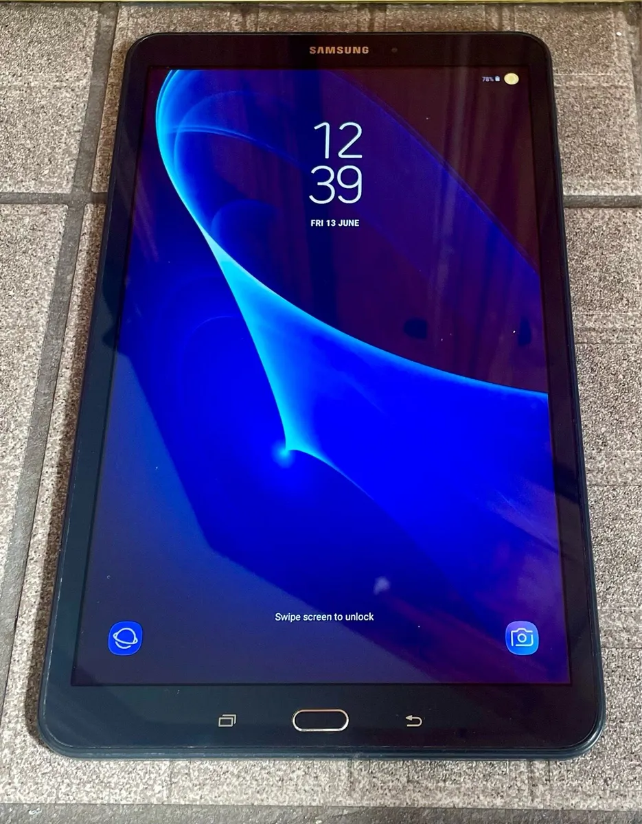 Samsung Tab A 10” - Image 2