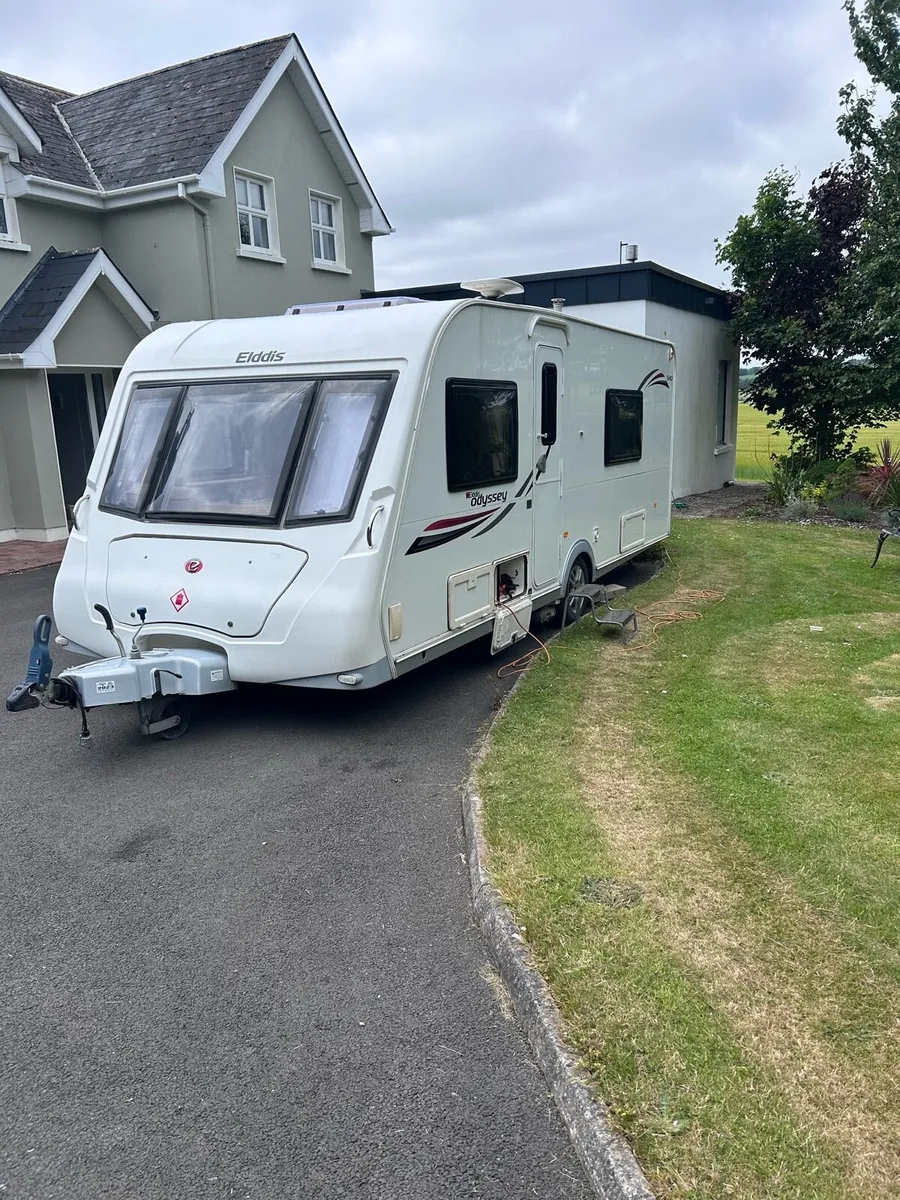 Elddis Odyssey 540 Island Bed - Image 2