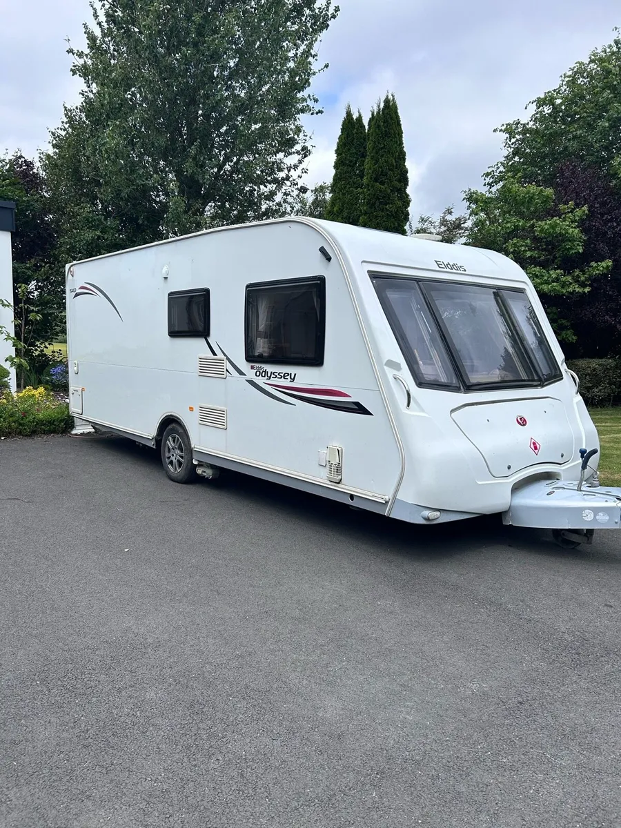 Elddis Odyssey 540 Island Bed - Image 3