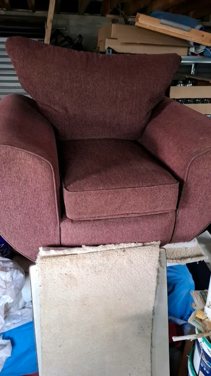 Armchair - Image 1