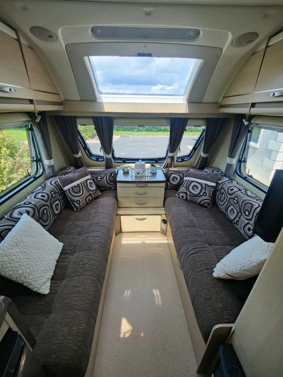 Sterling Eccles sport 586 caravan 6 berth - Image 3