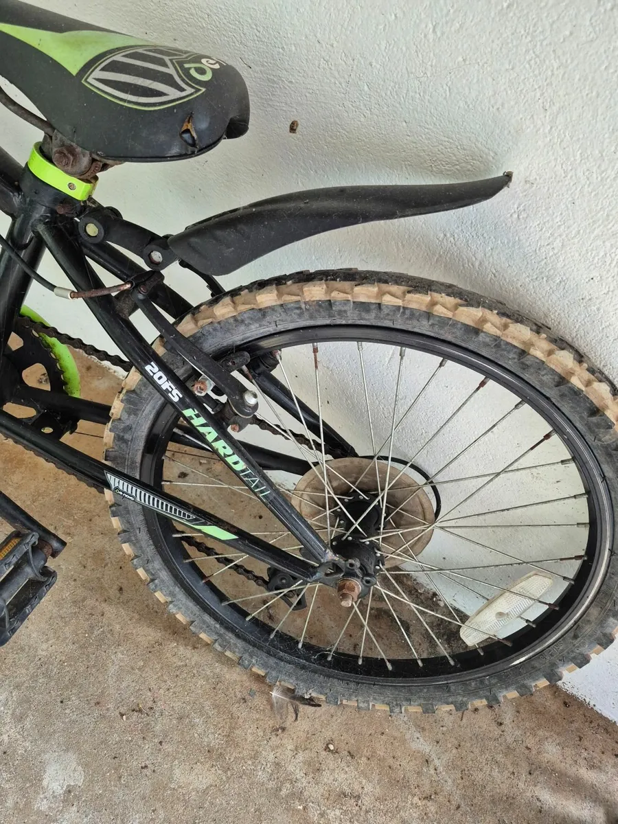Childrens bike - Image 2