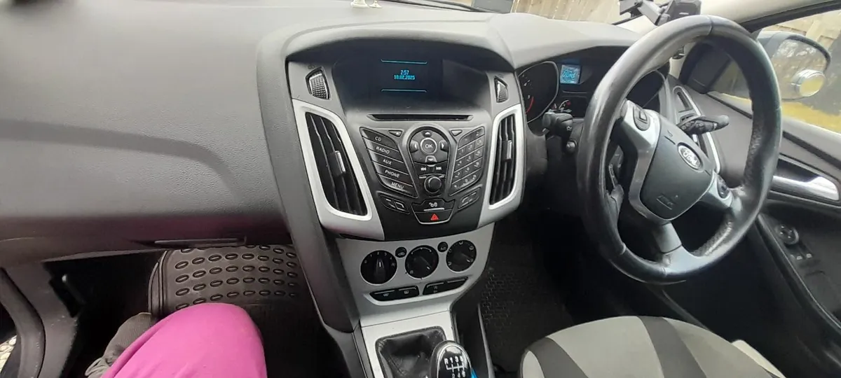 Ford Focus 2014 - Image 2