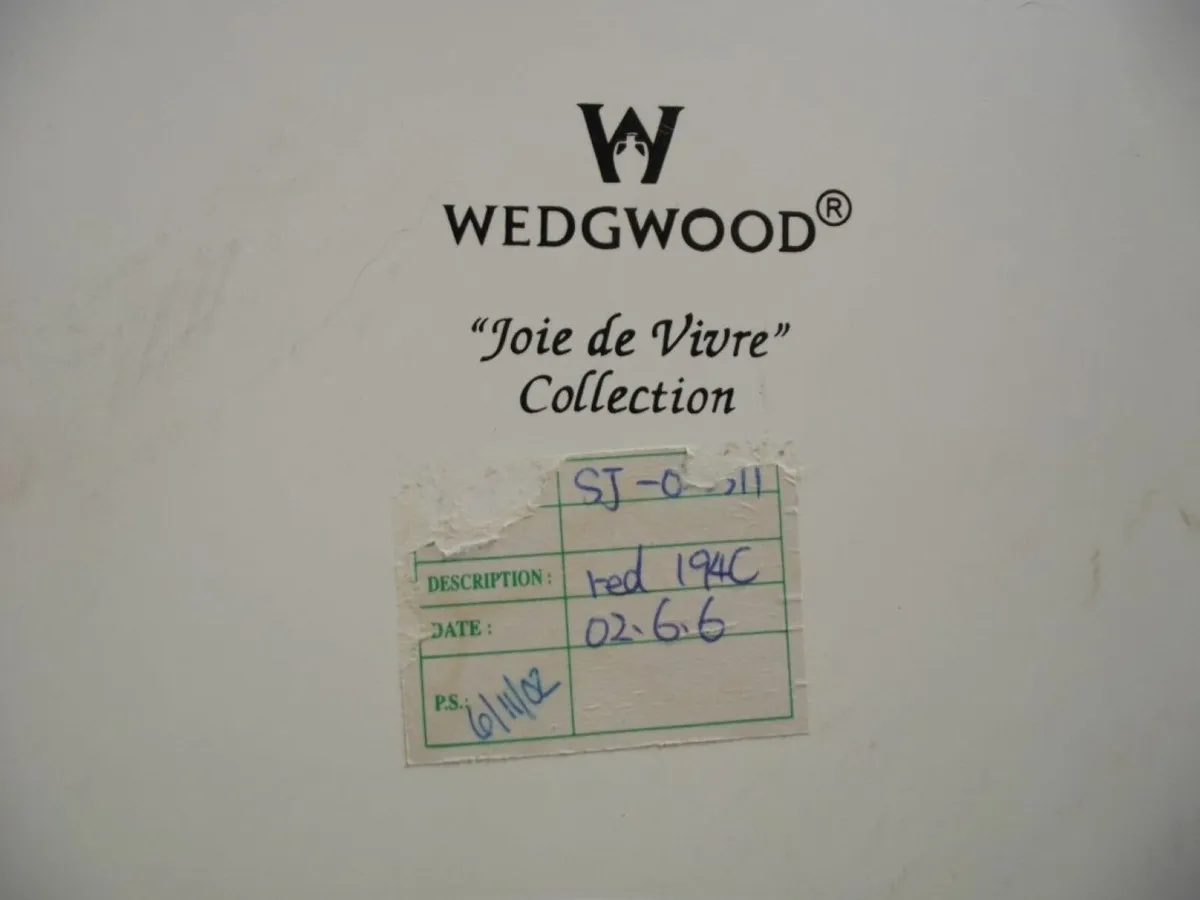 2 X Wedgwood Wooden Chargers - 13" Diameter - Image 4