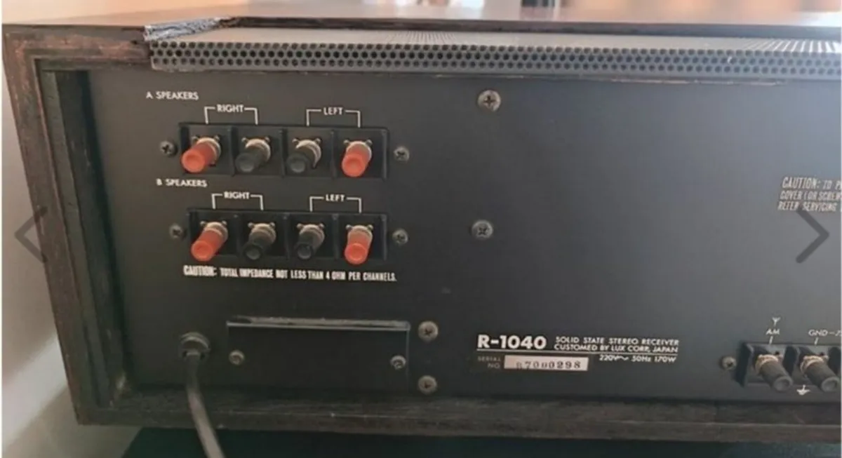 LUXMAN R-1040 Receiver/Amplifier. Like New! - Image 2