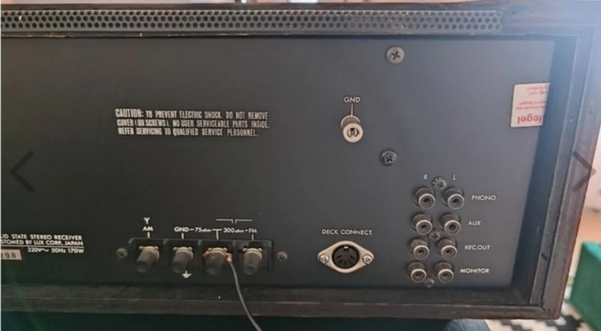 LUXMAN R-1040 Receiver/Amplifier. Like New! - Image 3