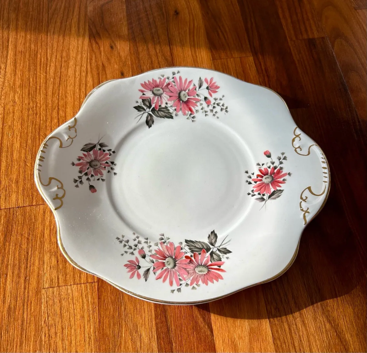 Royal Tara serving plate - Image 1