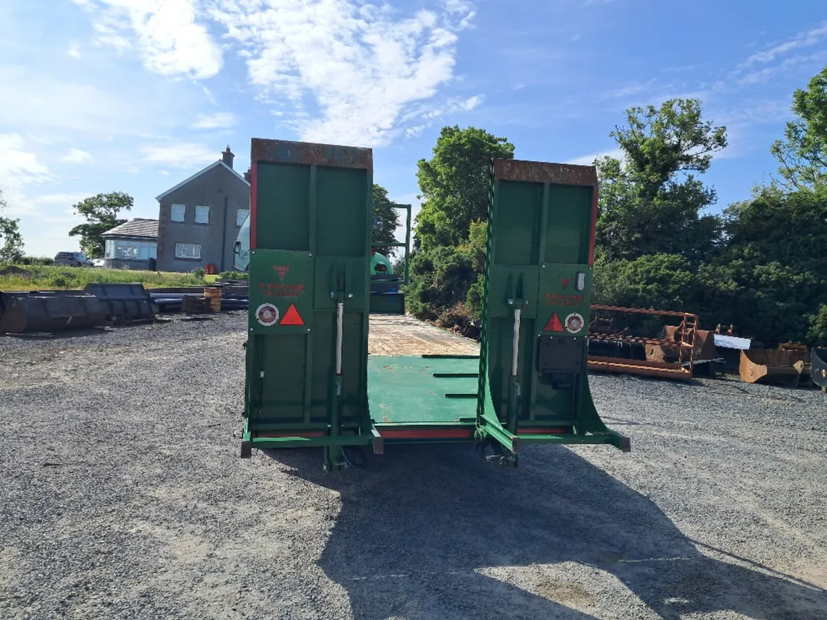 Tyrone Trailers low loader - Image 3