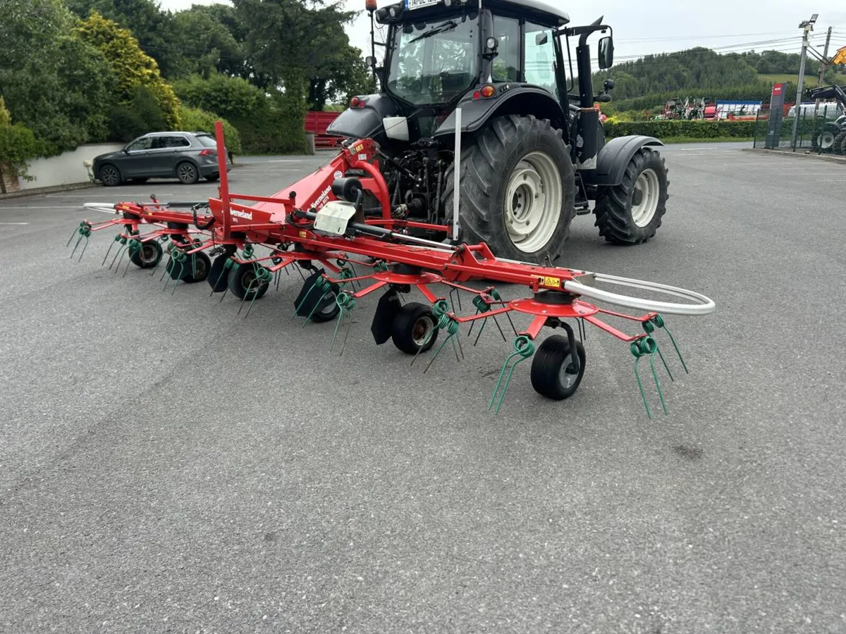 Kverneland 8576 6 Rotor Tedder - Image 3