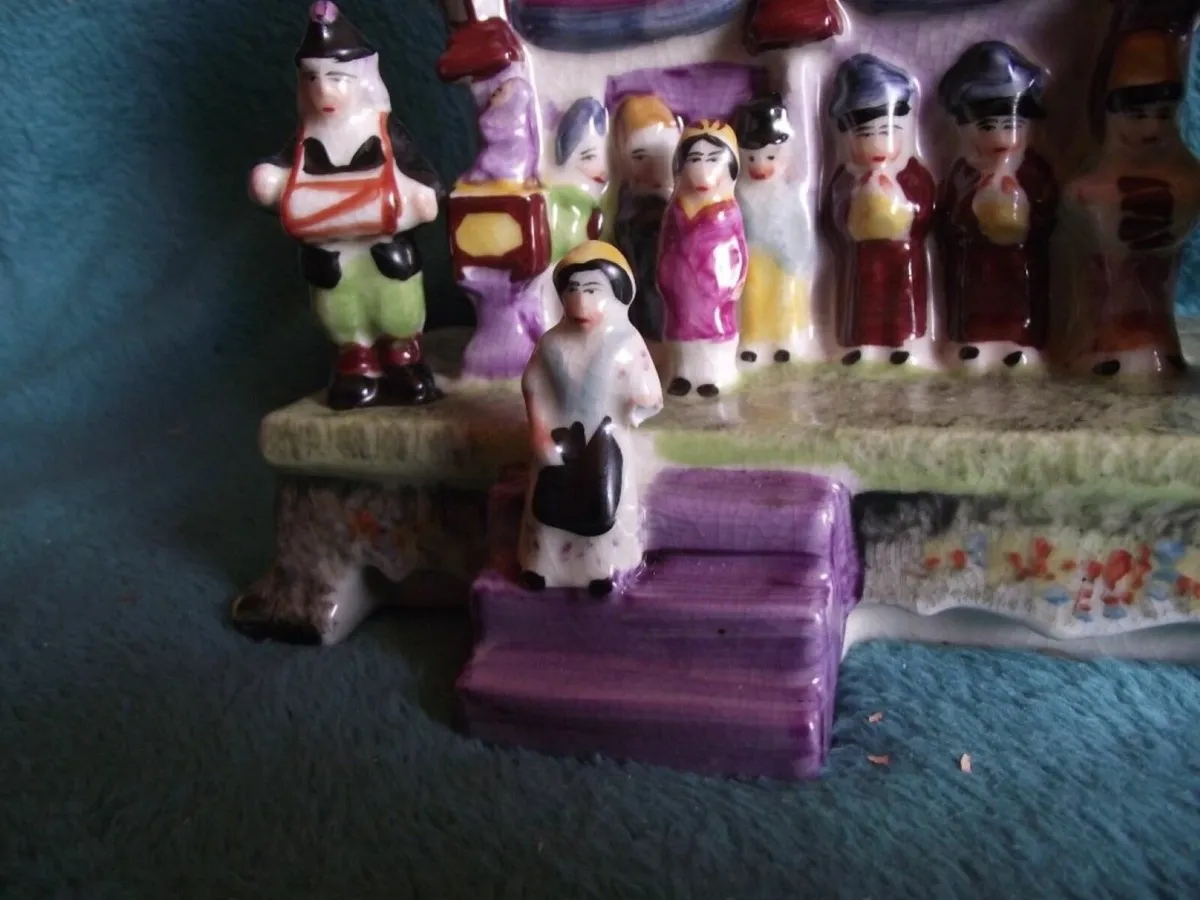 " WOMBWELLS MENAGERIE" - Repro. Flatback - Image 2