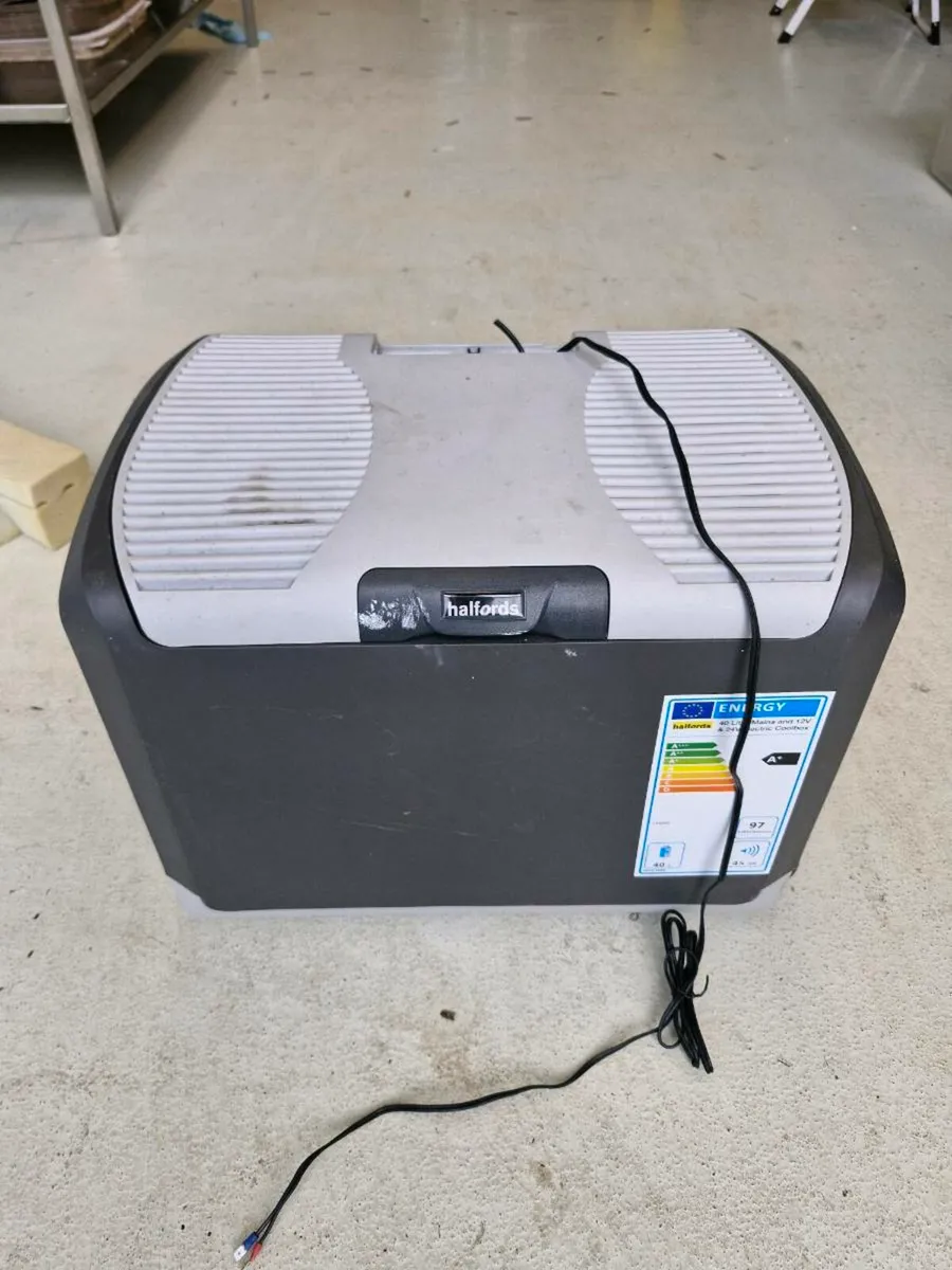 Fridge ac - Image 1