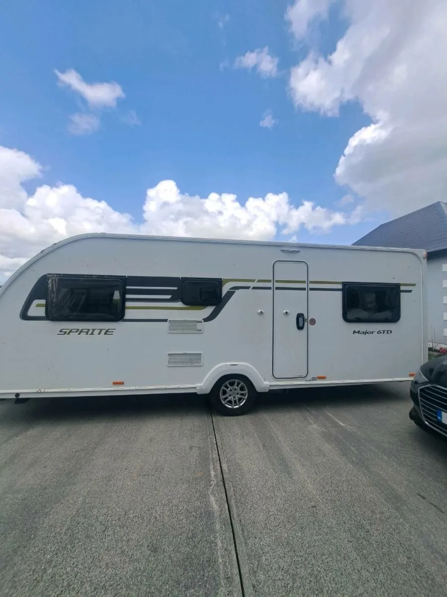 Caravan - Image 3