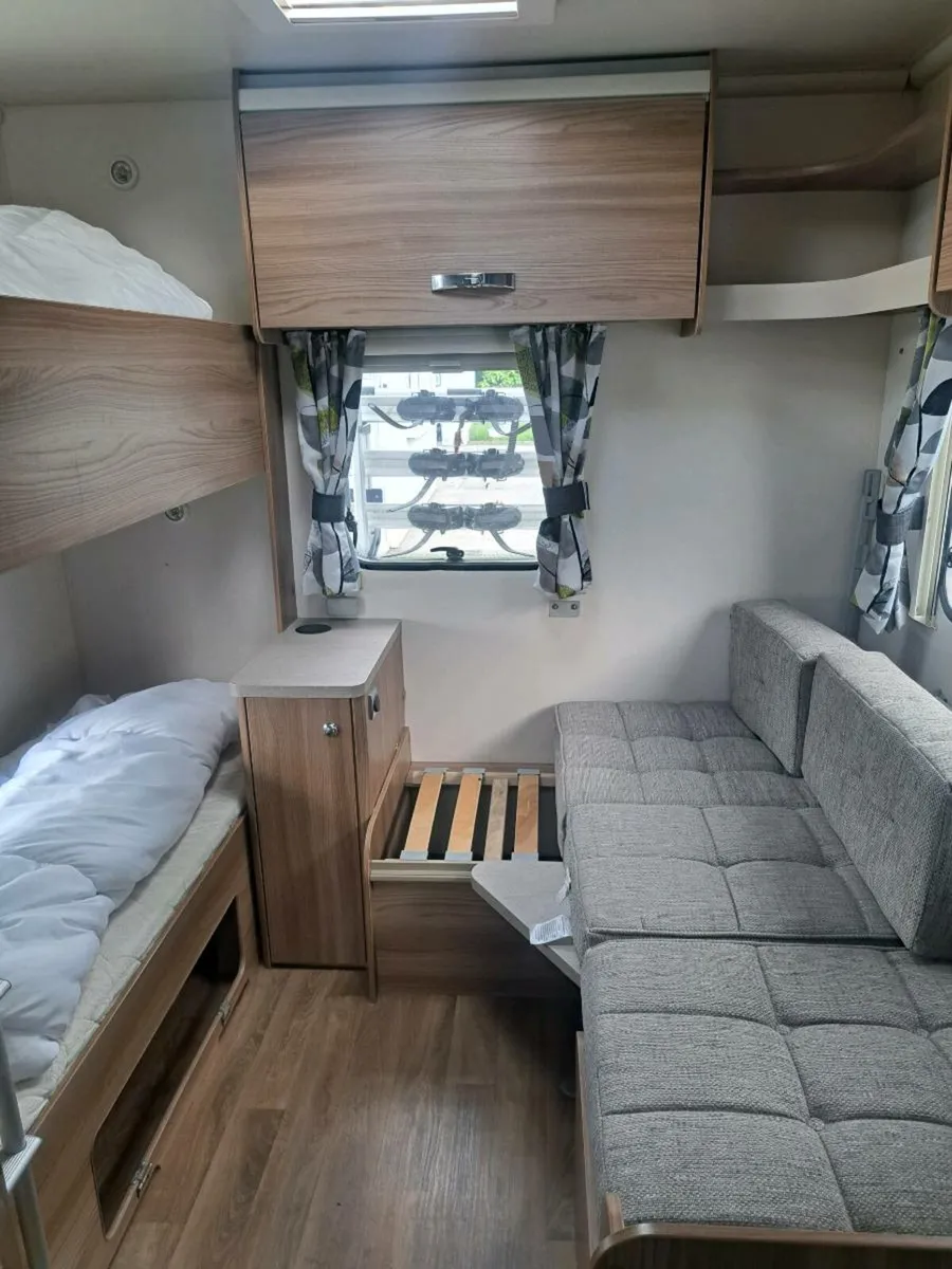 Caravan - Image 4