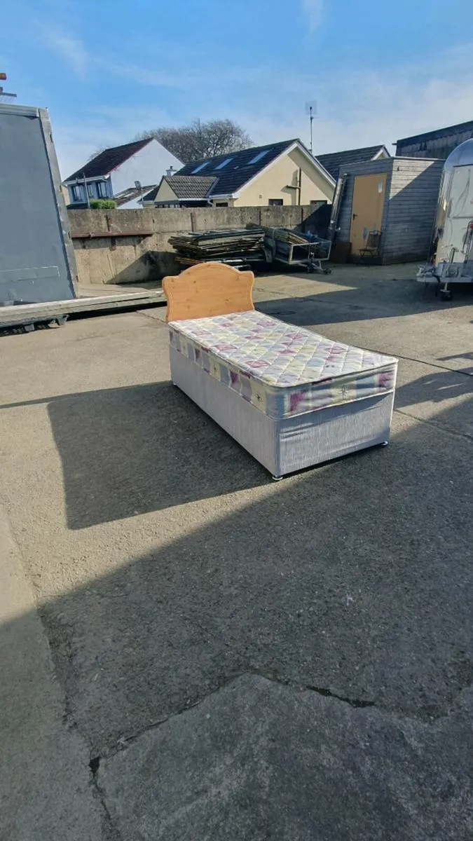Single Beds×5 - Image 2