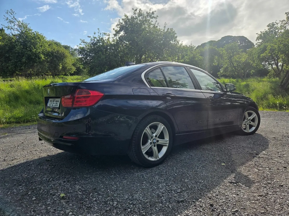 BMW 3-Series 2013 - Image 4