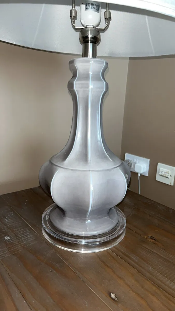 Large lamp - Image 2