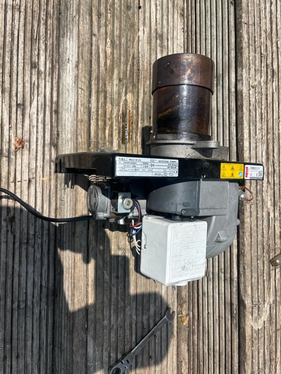 Riello 40G10 (54-120 kw)oil burner Bio - Image 4