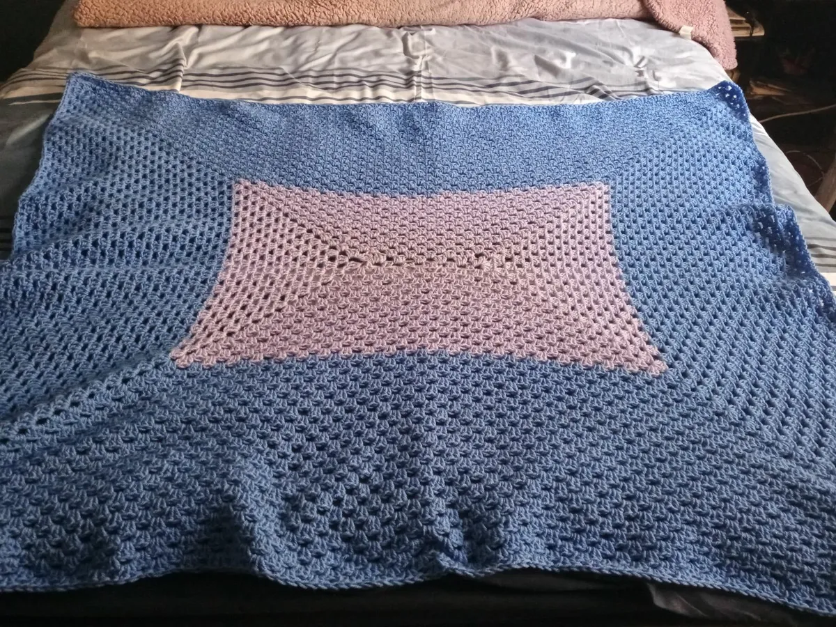 Handmade crochet items - Image 3