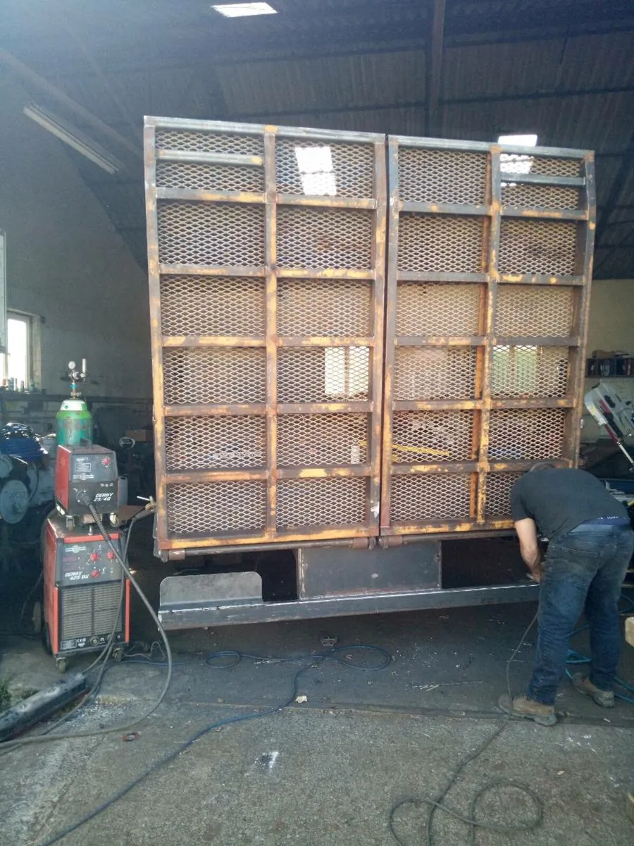 Welder - Image 4
