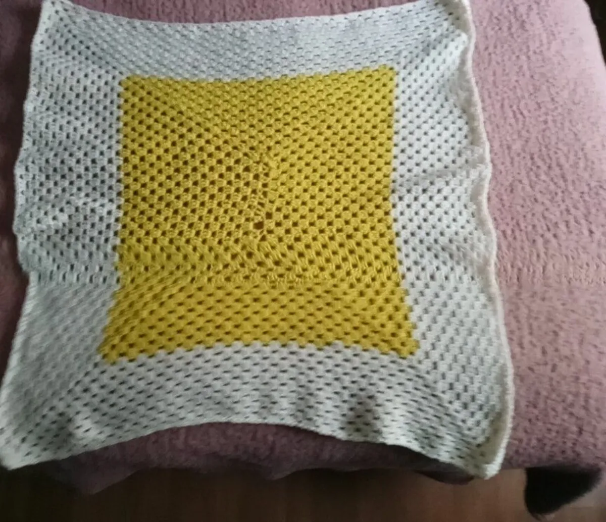 Handmade crochet items - Image 4
