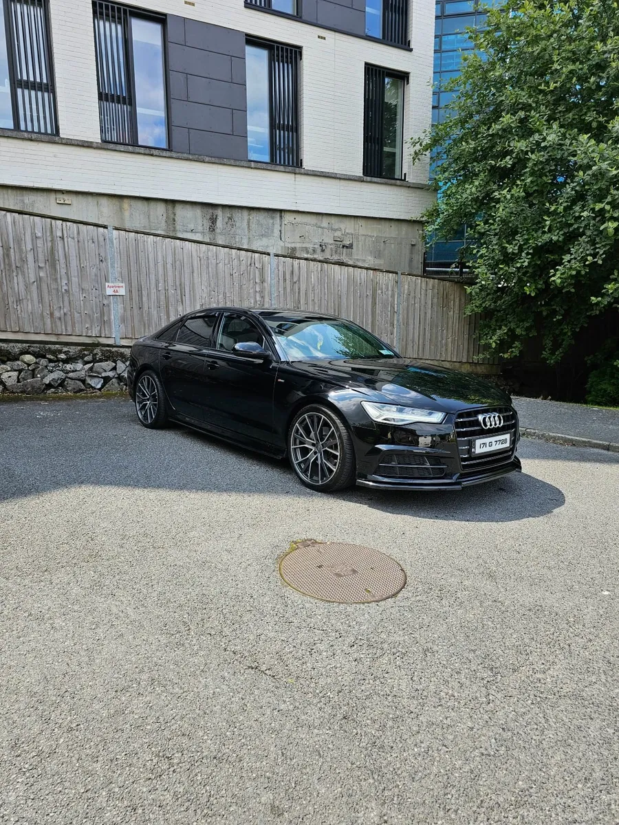 171  A6 S line  Ultra Black Edition - Image 1