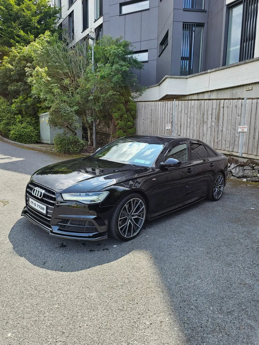 171  A6 S line  Ultra Black Edition - Image 3