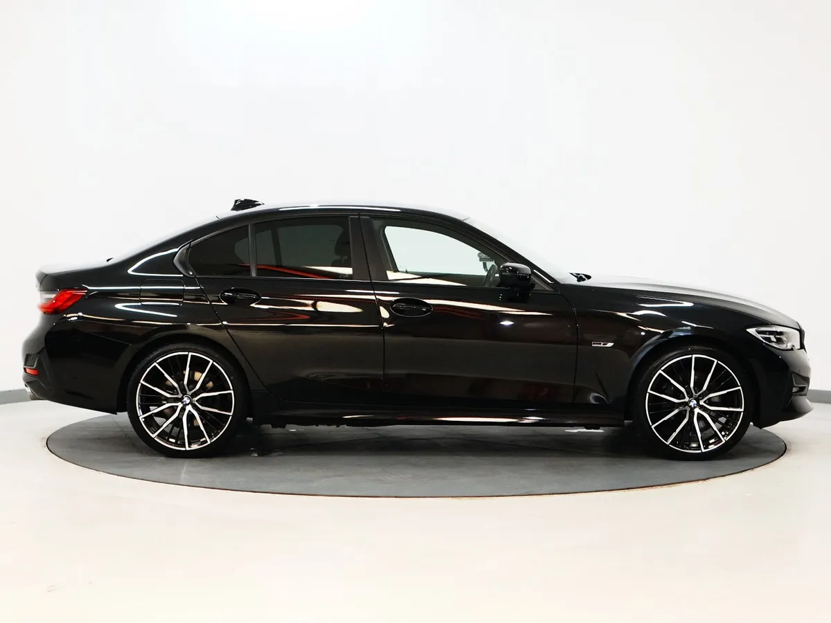 *51* 2022 BMW 3-Series 2.0 SE PRO AUTO - Image 3