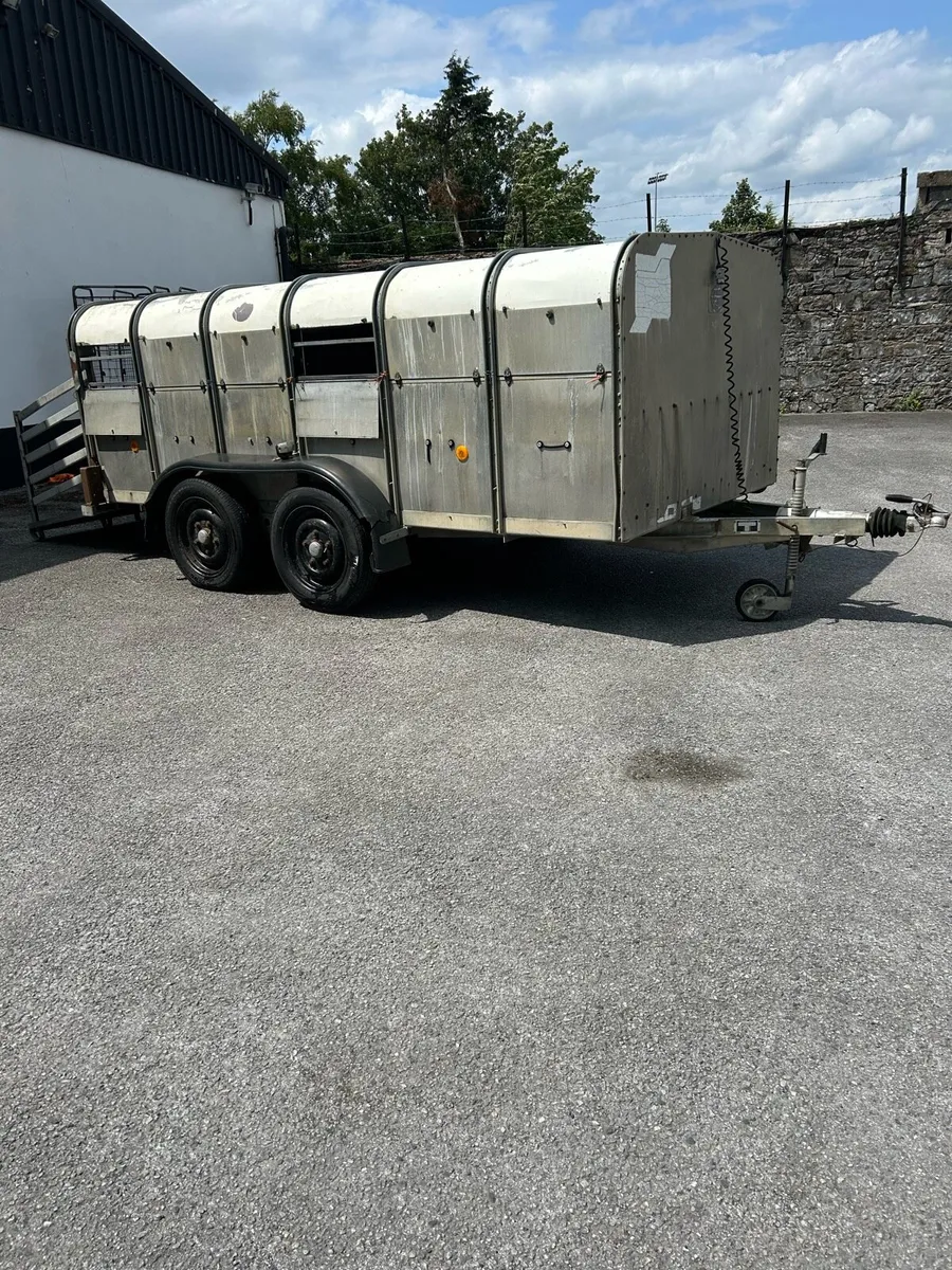 Ifor Williams ta12x6 ft livestock trailer - Image 1