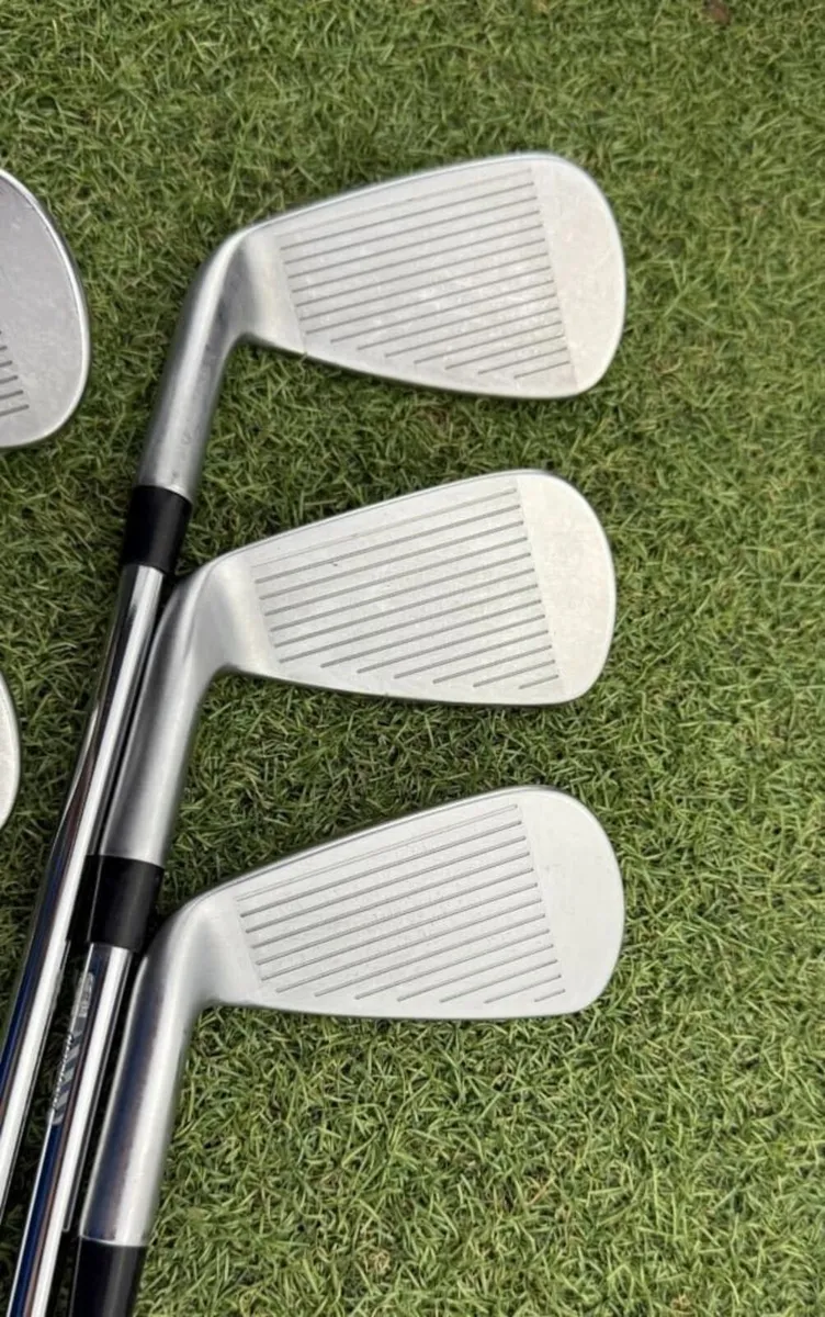 CLEVELAND LAUNCHER XL IRONS / 6-PW / REGULAR - Image 4