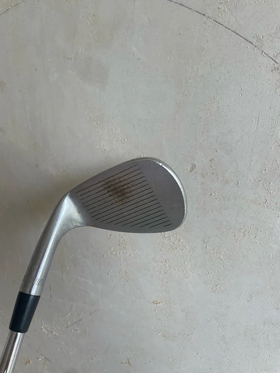 Titleist Vokey 52 degree wedge - Image 3