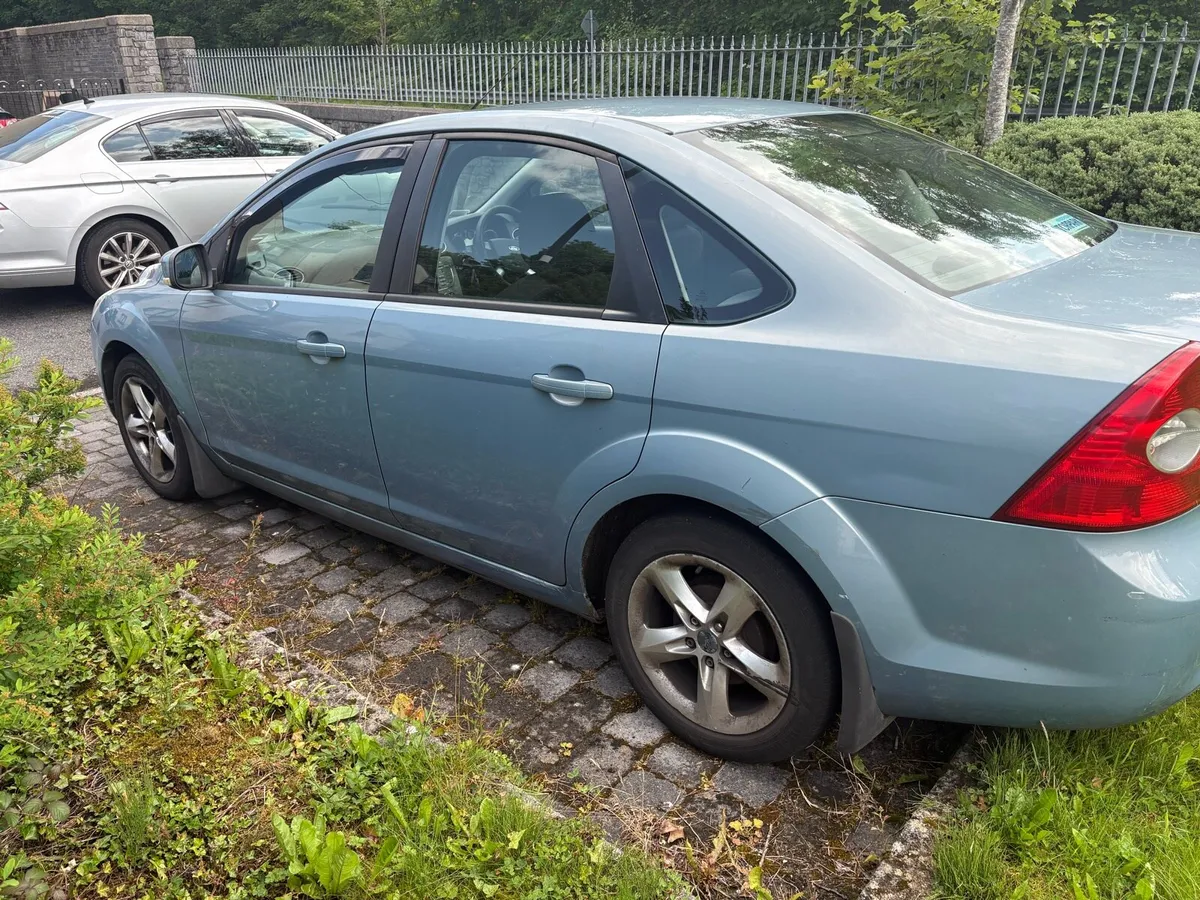 2008 ford focus saloon - Image 2