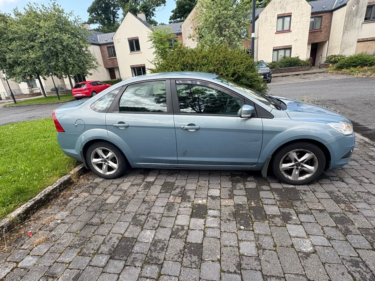 2008 ford focus saloon - Image 3